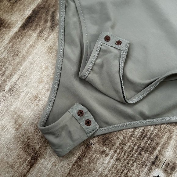 Zara Khaki Sleeveless Bodysuit - Picture 8 of 8